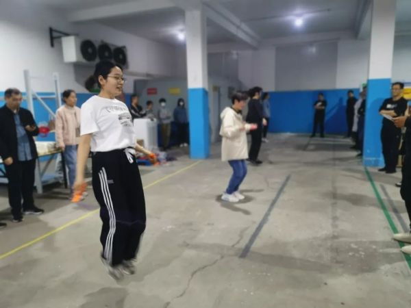 寧陽(yáng)一滕醫(yī)藥有限公司開展“五四”青年節(jié)系列活動(dòng)
