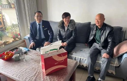 泰安一滕松峪酒店開展春節(jié)走訪慰問活動(dòng)
